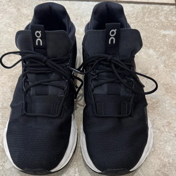 On Cloud Nova Running Men's Black and White Sneakers - Picture 1 of 8